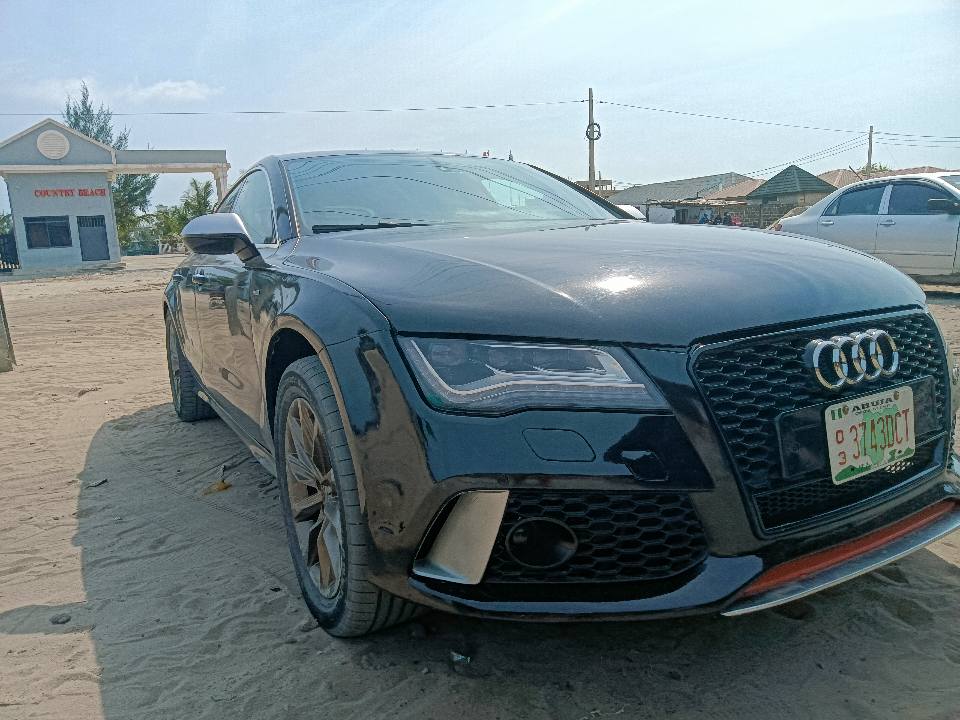 A picture of 2014 Audi A7 registered