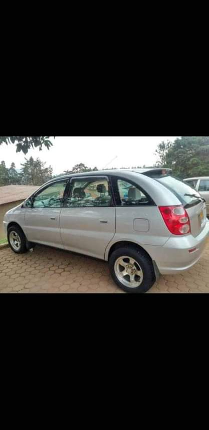 toyota nadia