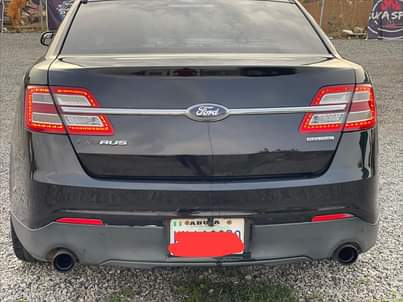 A picture of 2014 Ford Taurus Belgium Standard