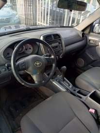 A picture of Toyota Rav4 2005