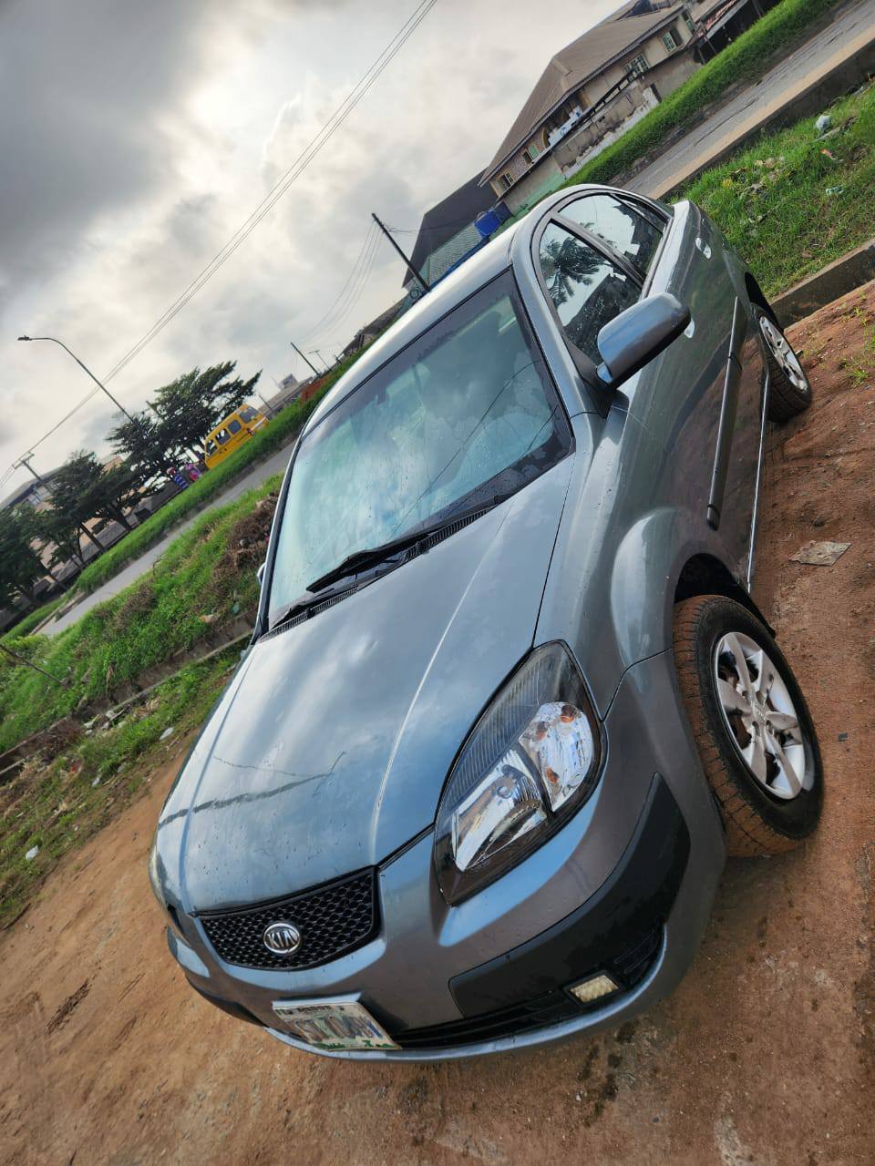 A picture of Kia Rio manual transmission