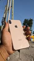 A picture of Iphone xs max