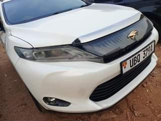 A picture of Toyota Harrier
