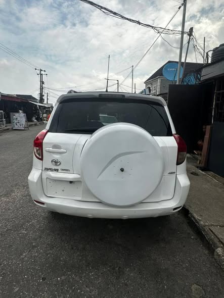 A picture of 2009 Toyota RAV4 for sale