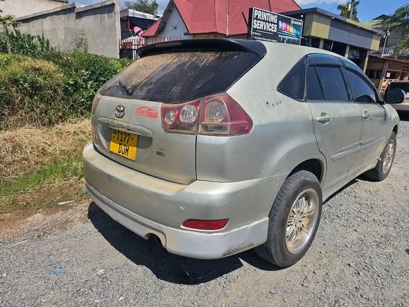 A picture of Toyota Harrier
