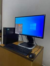 A picture of Lenovo desktop fullset
