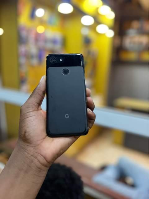 A picture of Google pixel 3
