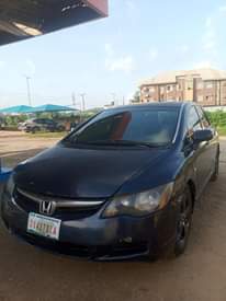 A picture of Honda Civic 06 manual transmission