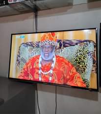 A picture of Hisense tv 40 inches with inbuilt free to air decoder