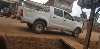 A picture of Hilux vigo on sell
