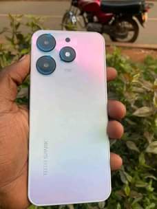 A picture of Tecno spark 10pro Brand new box