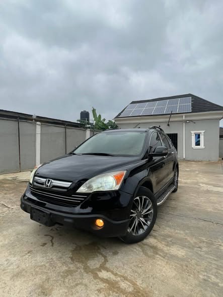 A picture of 2008 HONDA CRV