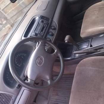 A picture of 2005 Toyota Camry