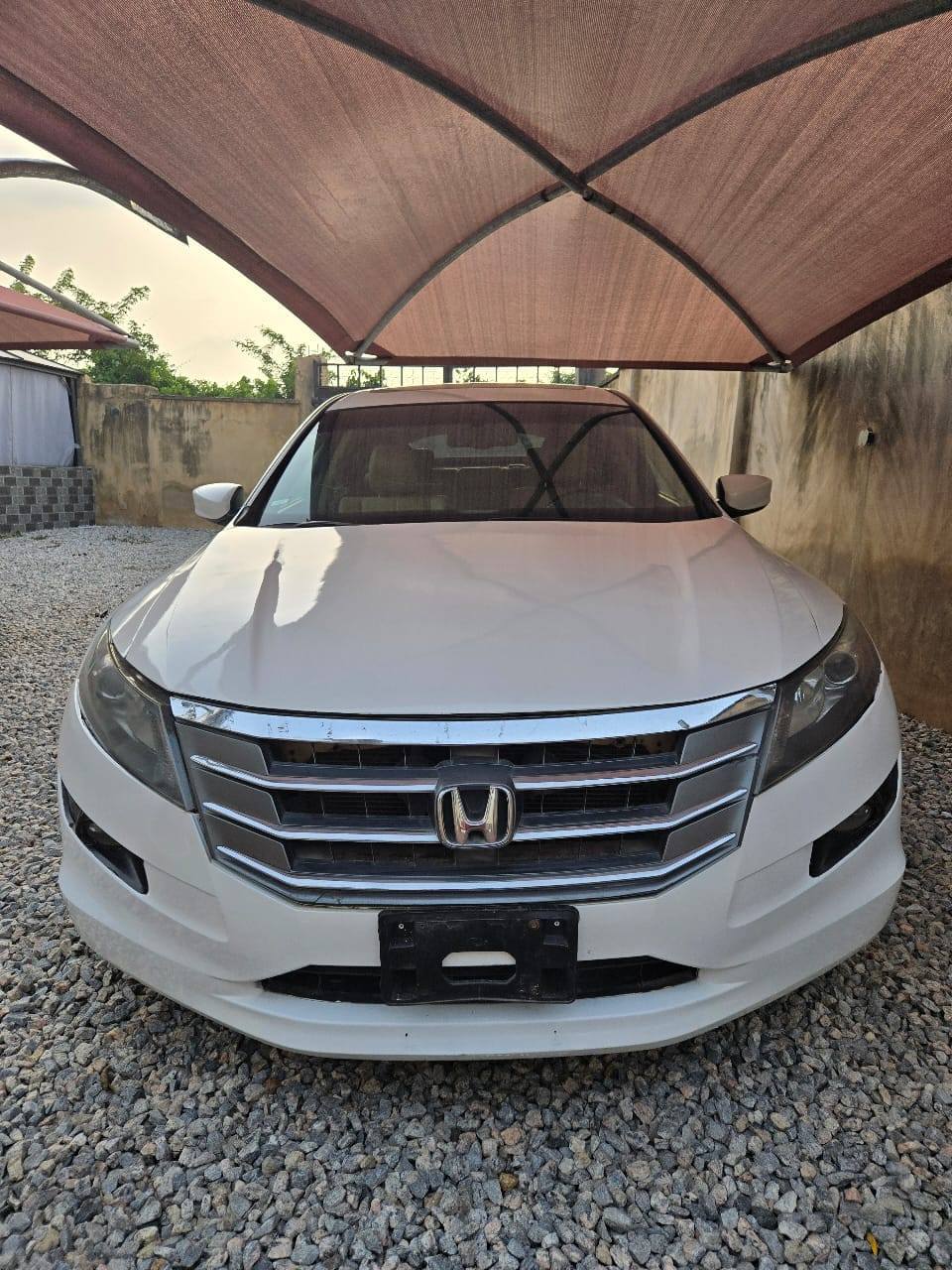 A picture of BARELY USED HONDA CROSSTOUR 2011 MODEL