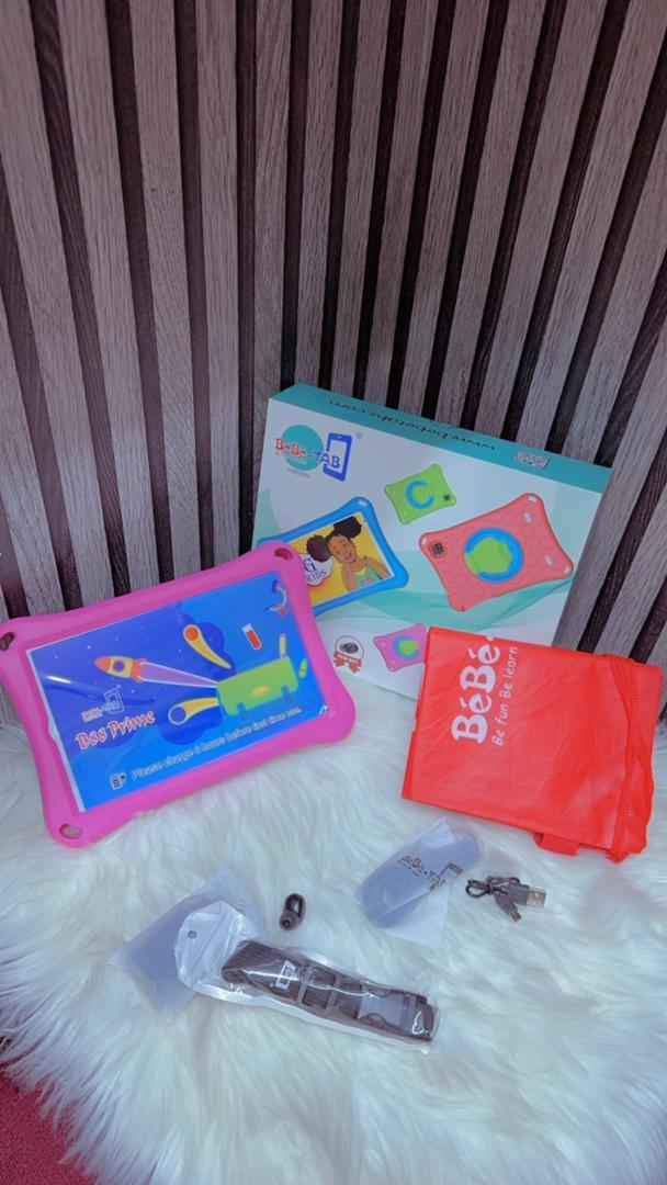 A picture of ATTOUCH TABLETS GB256 512 RAM8 12