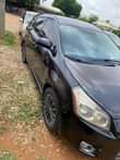 A picture of 2009 PONTIAC VIBE super sharp