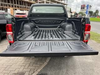 A picture of TOYOTA HILUX VIGO