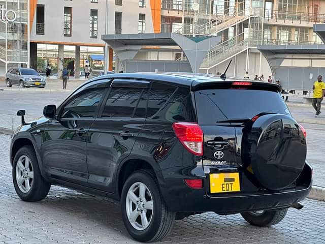 A picture of Toyota Rav 4