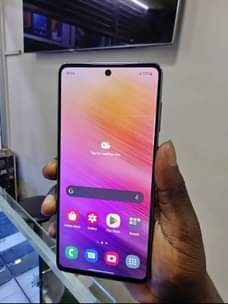 A picture of SAMSUNG A53
