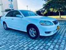 A picture of TOYOTA MARK II GRAND