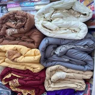 A picture of 6pcs Lace Duvets 