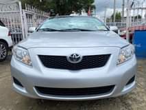 A picture of 2010 Toyota corolla