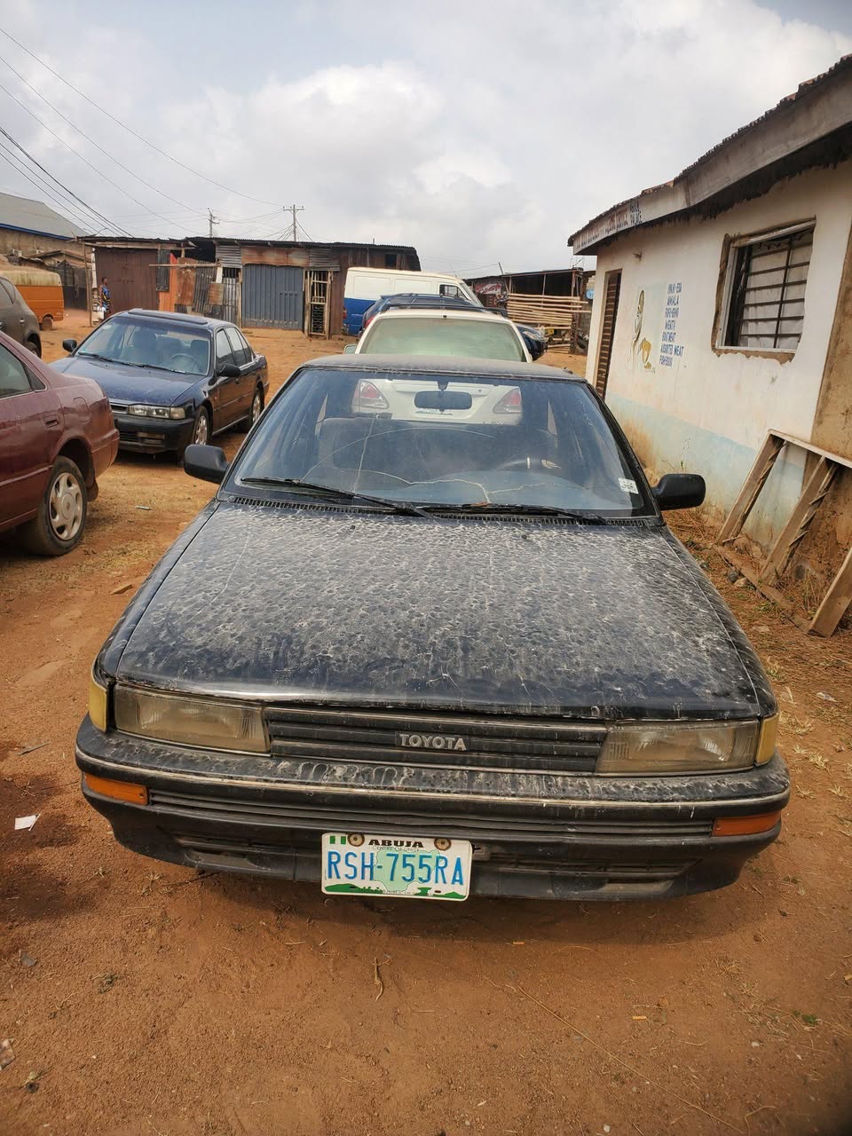 A picture of TOYOTA COROLLA