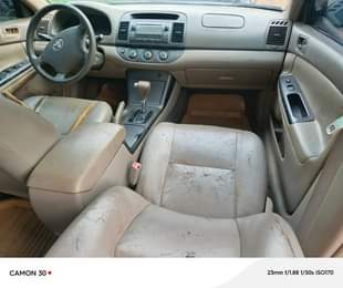 A picture of Toyota Camry 05