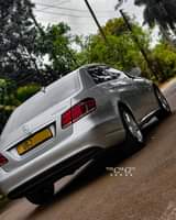 benz e200