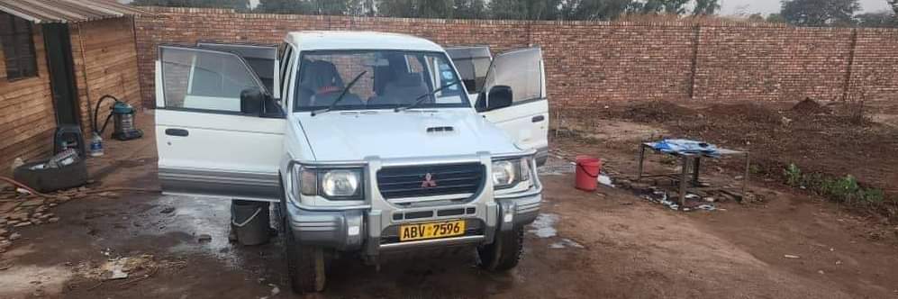 used mitsubishi pajero