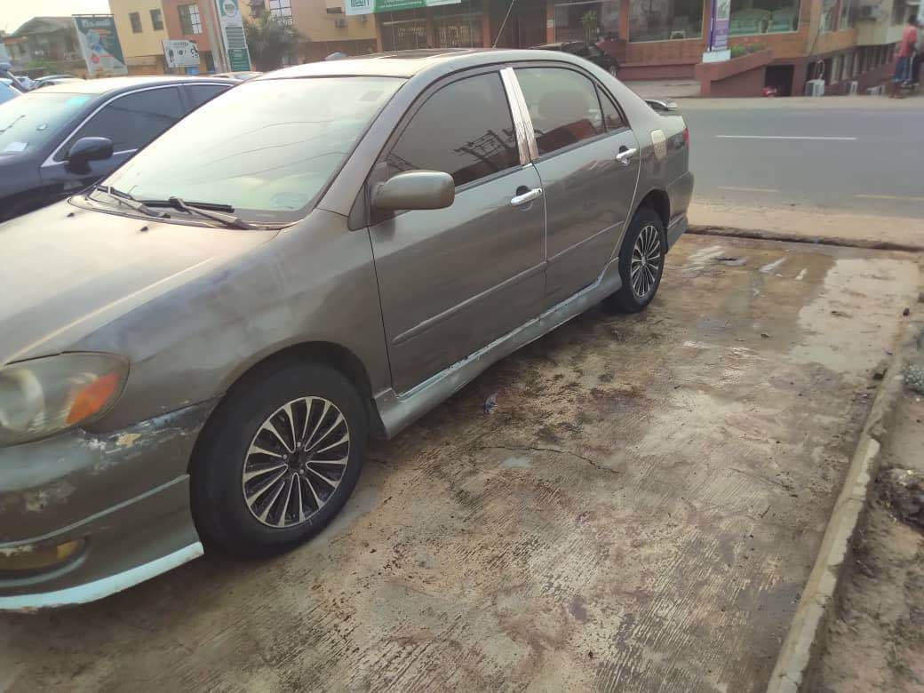 A picture of First Body Pan Toyota Corolla 2006