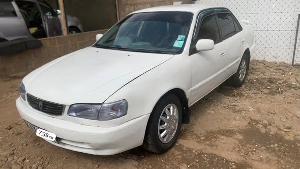 A picture of 1998 Toyota 110