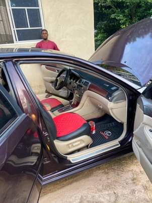 A picture of 2005 Lexus ES300 2005