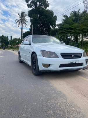 A picture of Toyota altezza