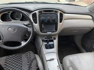 A picture of Neatly used Regd 2007 Highlander 4 plugs Engine Buy Drive