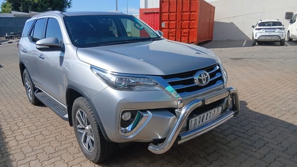 Kobus V.