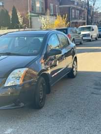 A picture of 2011 Nissan Sentra S Sedan 4D