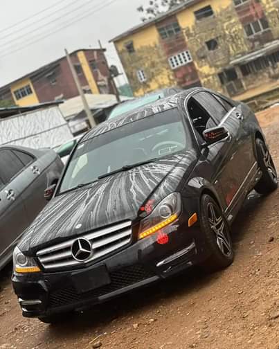 A picture of C350 available
