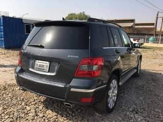 A picture of 2010 Mecedes Glk Full option