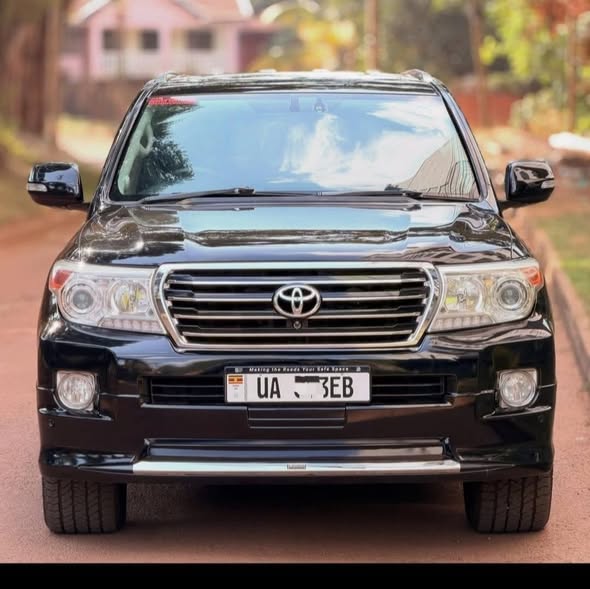 A picture of Zx landcruiser v8