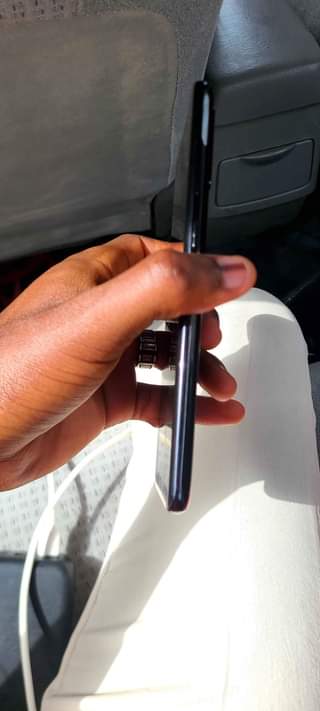 A picture of Samsung S20 plus