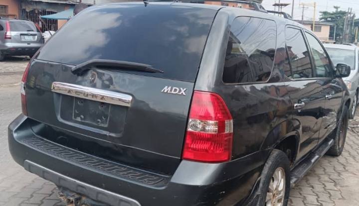A picture of Fast Sale 2004 MDX FIRST BODY For Sale