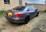 A picture of ACURA RL 2005
