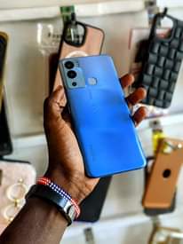 A picture of INFINIX HOT12i 64GB