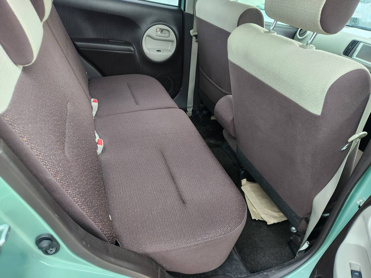 A picture of WhatsApp call 2557 6248 3424 Price 14.5M registration 2014 TOYOTA