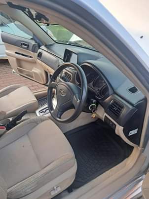 A picture of Subaru Forester SG5 2006