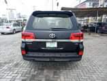 A picture of 2017 TOYOTA LANDCRUISER