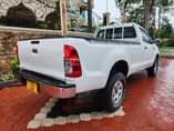 A picture of TOYOTA HILUX BHE ON