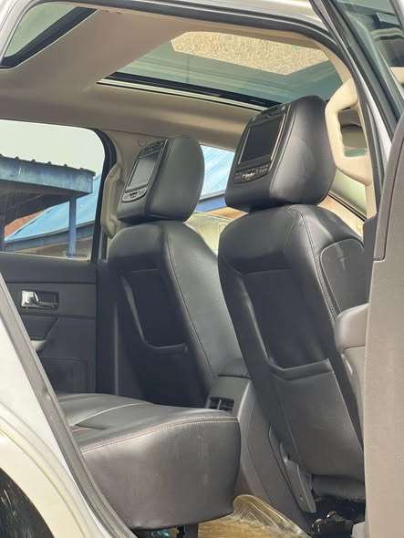 A picture of Car