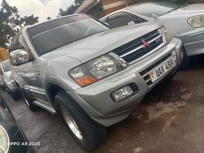A picture of Pajero Bitama Petrol